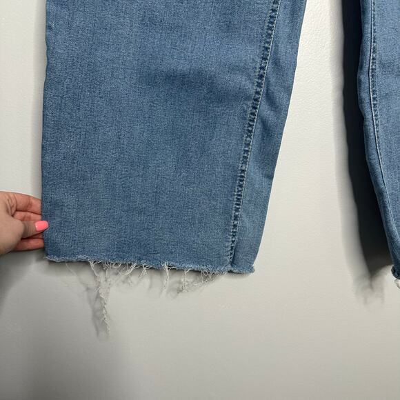 Oat New York Women's Light Wash High Rise‎ Raw Hem Wide Leg Jeans Size 12/31 - Picture 2 of 8